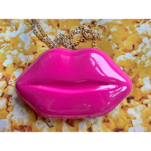 NEW lip purse hot pink lip bag - Picture 1 of 3